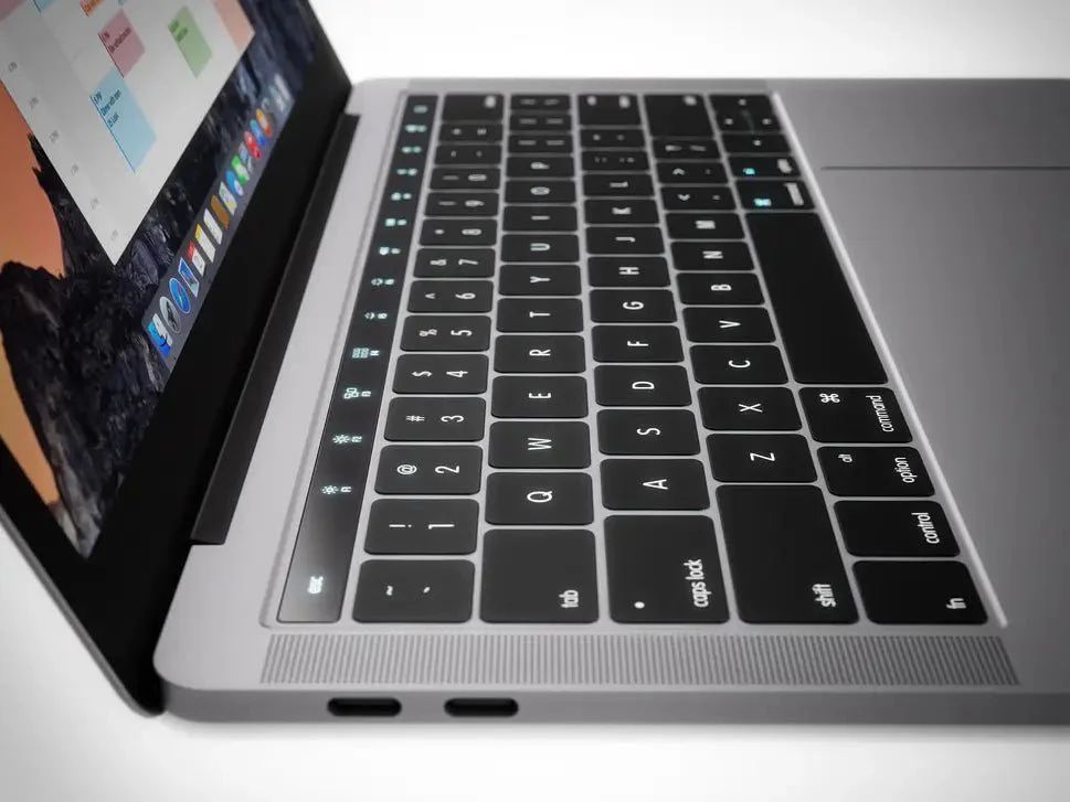 2017 MacBook Pro Ekran Değişimi 