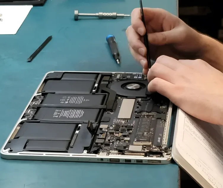 MacBook Teknik Servis İncelemesi
